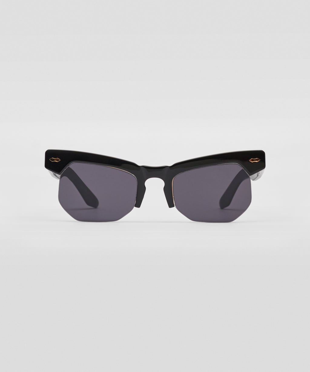 Commodor Obsidian Eclipse