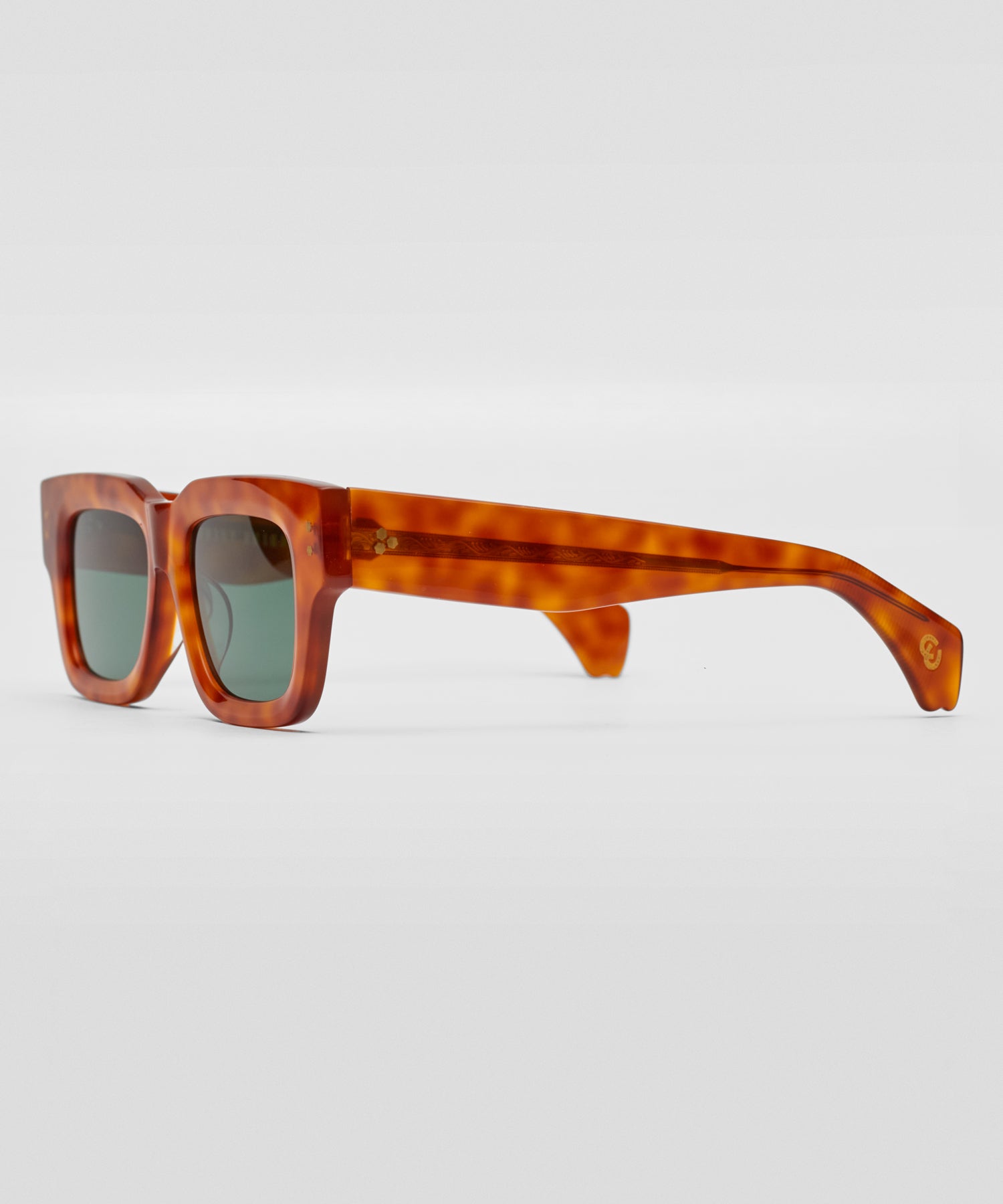 Aristocrat Tortoise Yellow