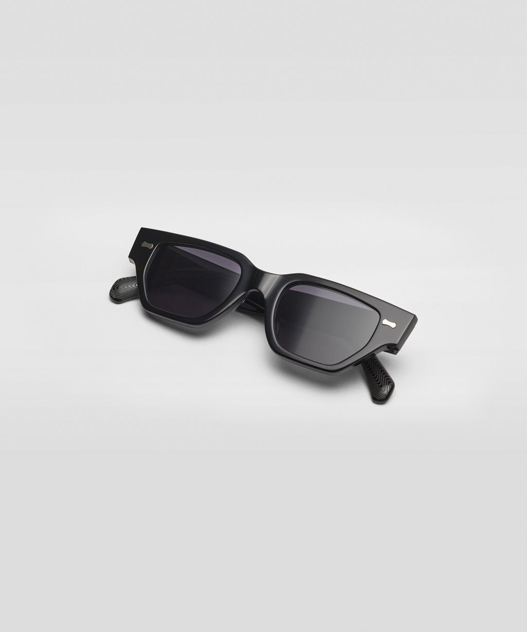 Cosmogonic Black Eclipse